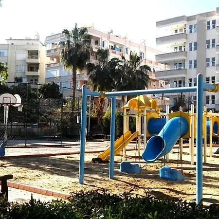 Earthquake S-a-f-e! 24h Open! All Included And Beautiful Private Only 100 Meters To Cleopatra Beach 14 With Umbrellas, Own Fast And Stable Wifi, Barbecue, Balcony, Smart Tv, Table Games, Rent A Car, Travel Agency, Real Estate, No Additional *