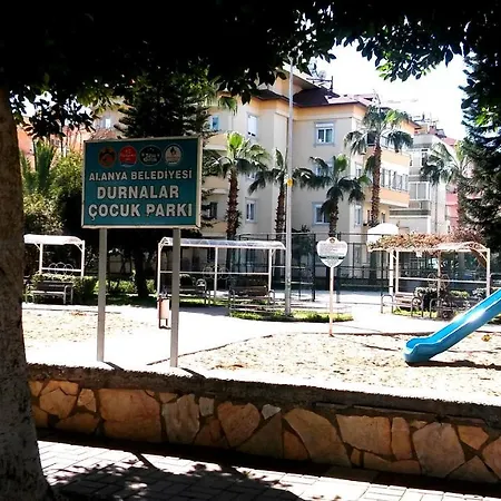 Earthquake S-a-f-e! 24h Open! All Included And Beautiful Private Only 100 Meters To Cleopatra Beach 14 With Umbrellas, Own Fast And Stable Wifi, Barbecue, Balcony, Smart Tv, Table Games, Rent A Car, Travel Agency, Real Estate, No Additional Alanya